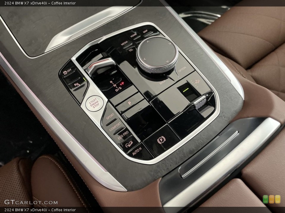 Coffee Interior Transmission for the 2024 BMW X7 xDrive40i #146603392