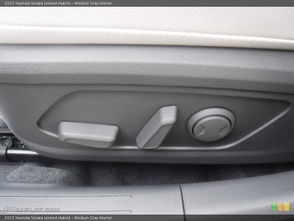Medium Gray Interior Front Seat for the 2023 Hyundai Sonata Limited Hybrid #146603680