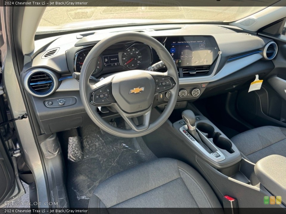 Jet Black/Gray 2024 Chevrolet Trax Interiors