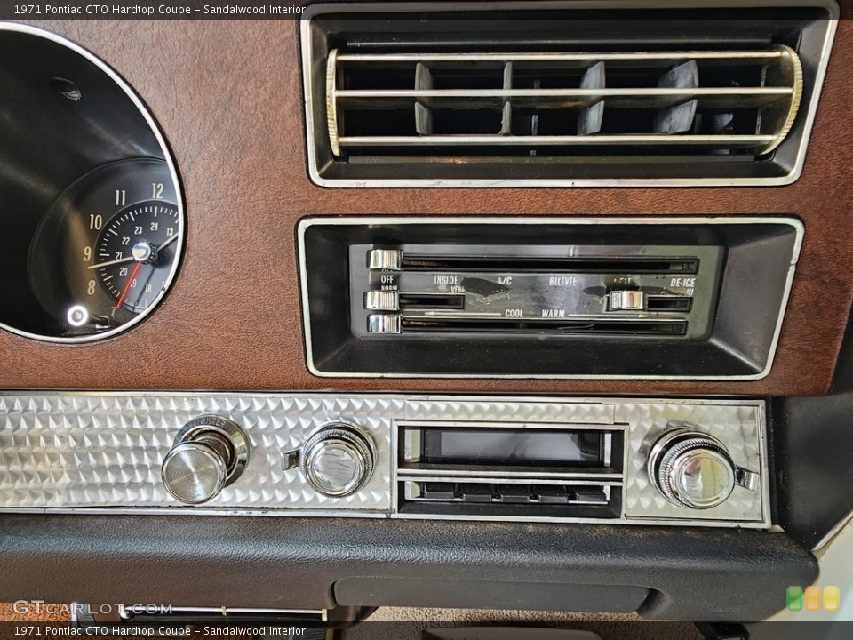 Sandalwood Interior Controls for the 1971 Pontiac GTO Hardtop Coupe #146606289