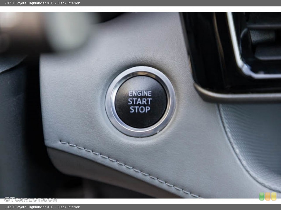 Black Interior Controls for the 2020 Toyota Highlander XLE #146608886