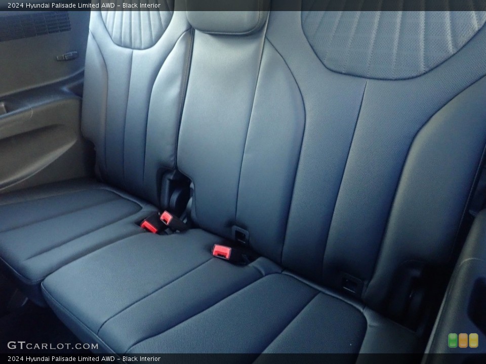 Black Interior Rear Seat for the 2024 Hyundai Palisade Limited AWD #146610453