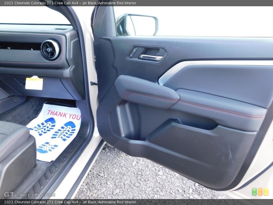 Jet Black/Adrenaline Red Interior Door Panel for the 2023 Chevrolet Colorado Z71 Crew Cab 4x4 #146615916