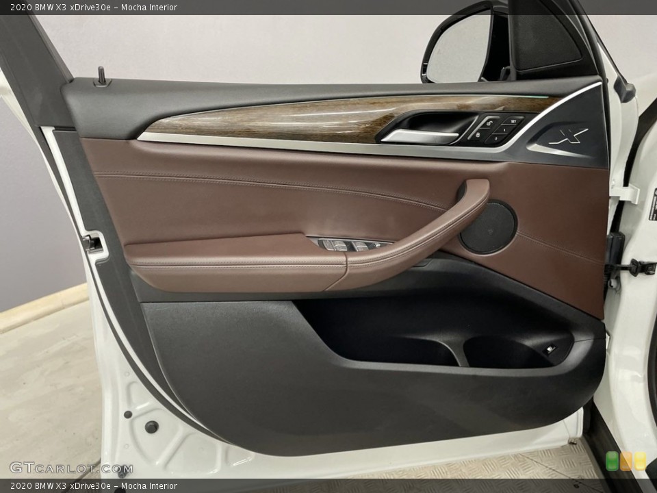 Mocha Interior Door Panel for the 2020 BMW X3 xDrive30e #146624088