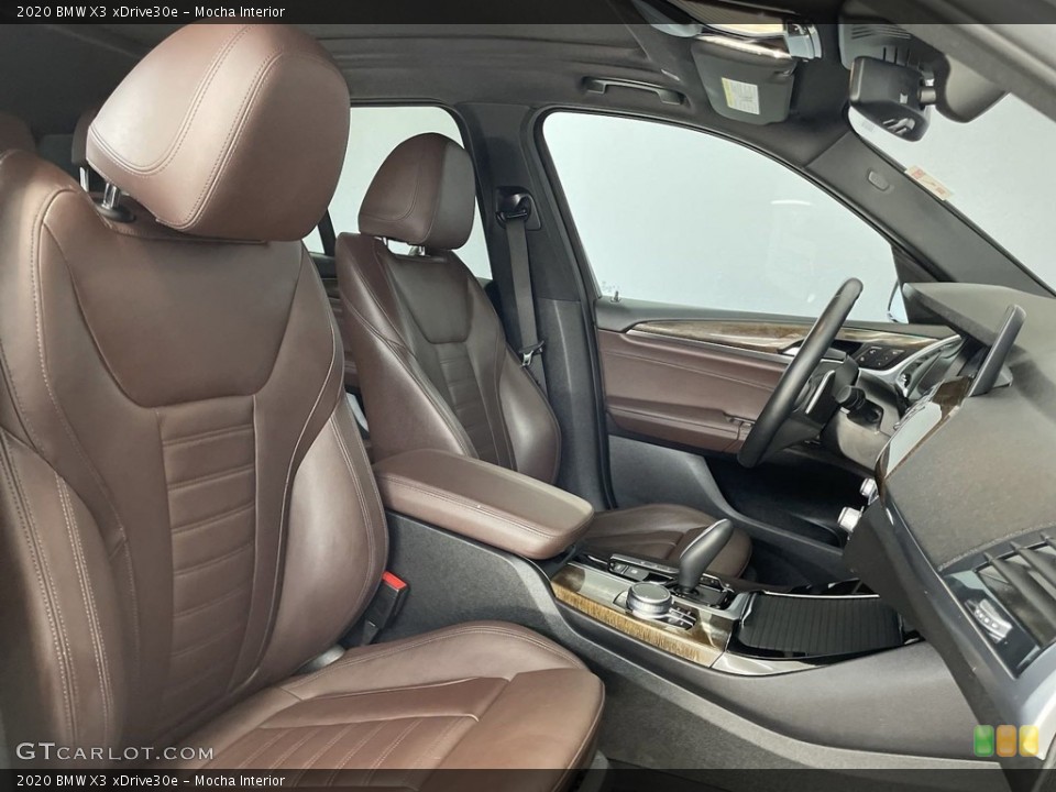 Mocha Interior Photo for the 2020 BMW X3 xDrive30e #146624600