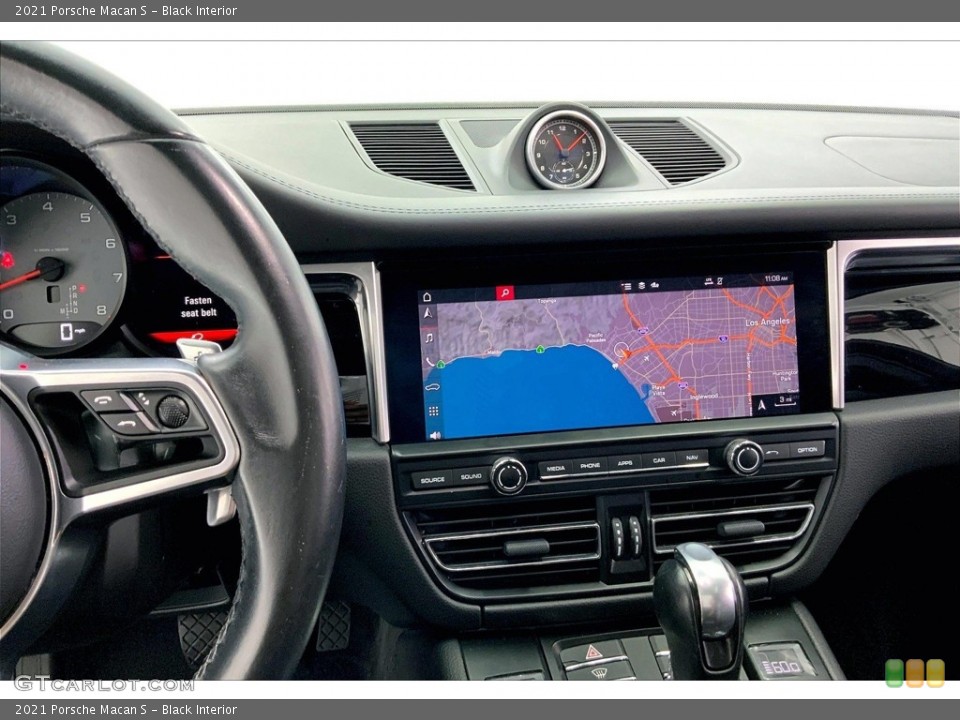 Black Interior Controls for the 2021 Porsche Macan S #146624787