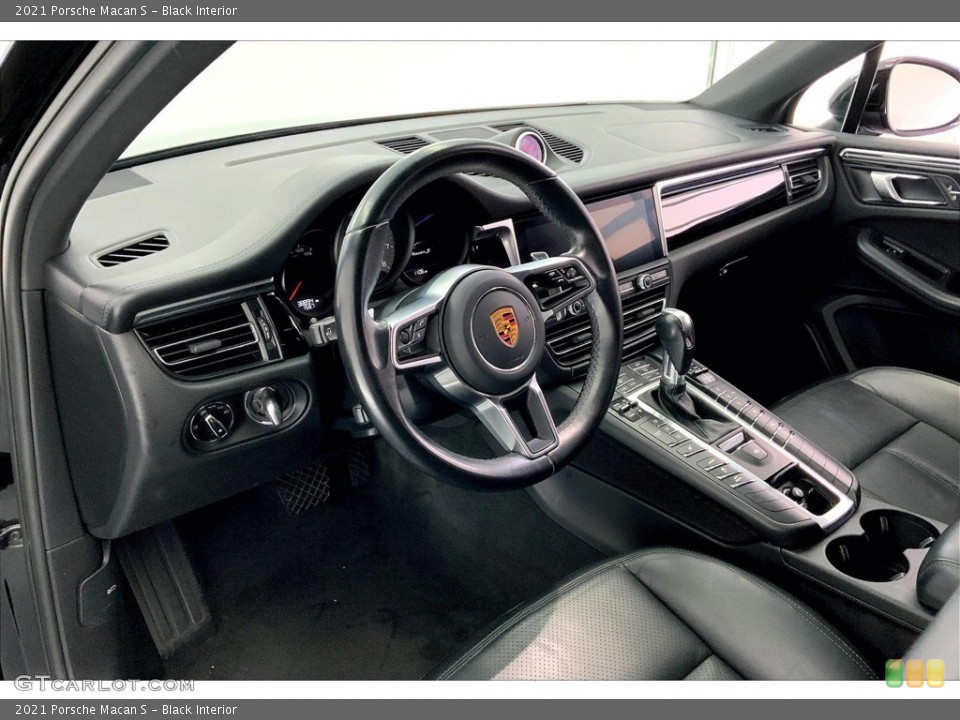 Black 2021 Porsche Macan Interiors