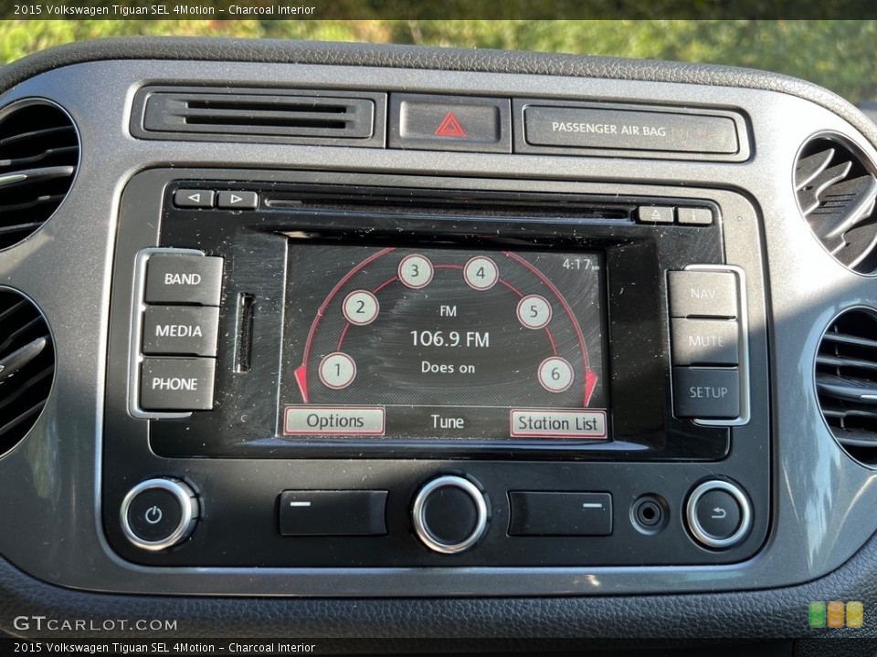 Charcoal Interior Controls for the 2015 Volkswagen Tiguan SEL 4Motion #146626515
