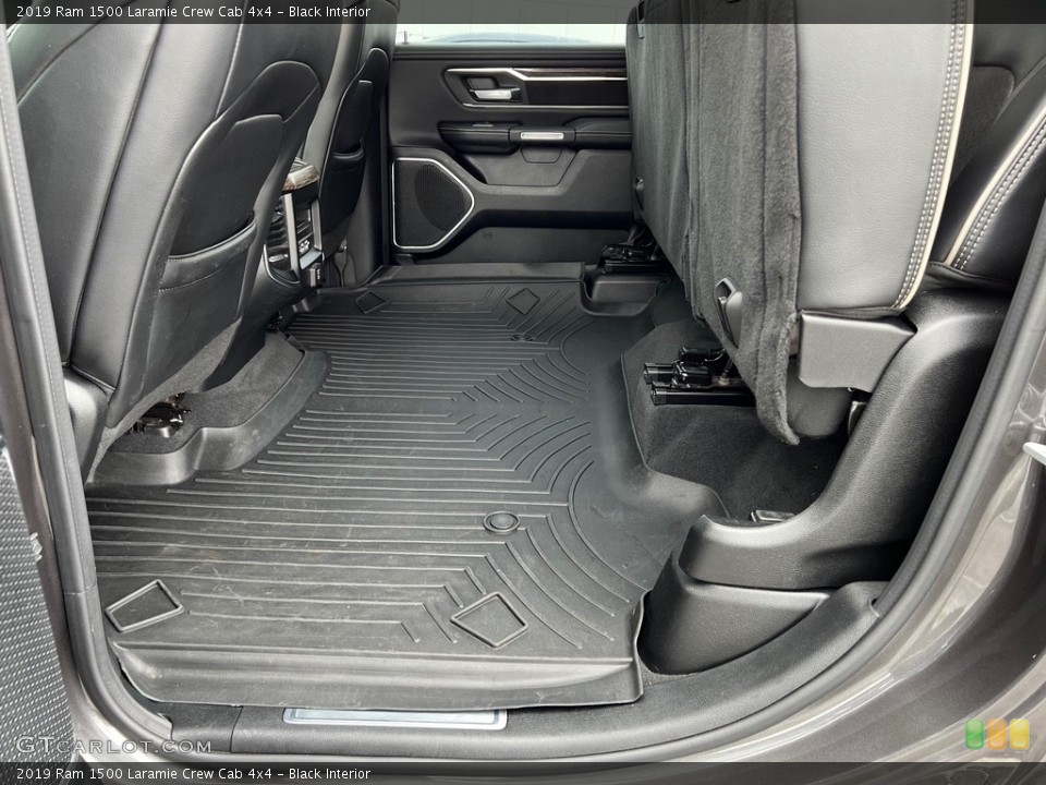 Black Interior Rear Seat for the 2019 Ram 1500 Laramie Crew Cab 4x4 #146627169