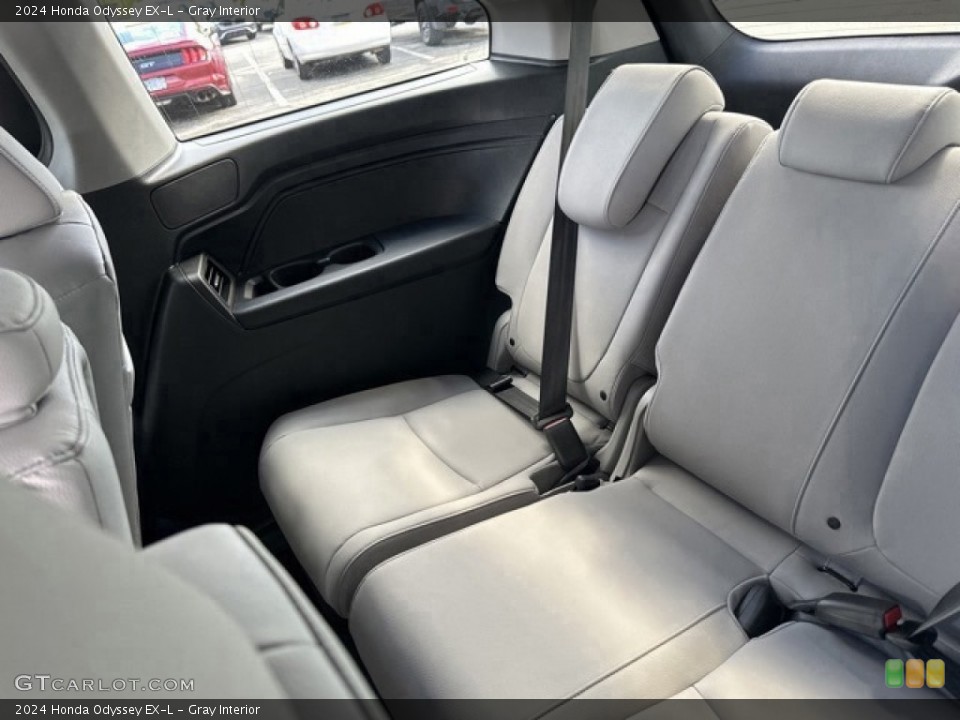 Gray Interior Rear Seat for the 2024 Honda Odyssey EX-L #146627344