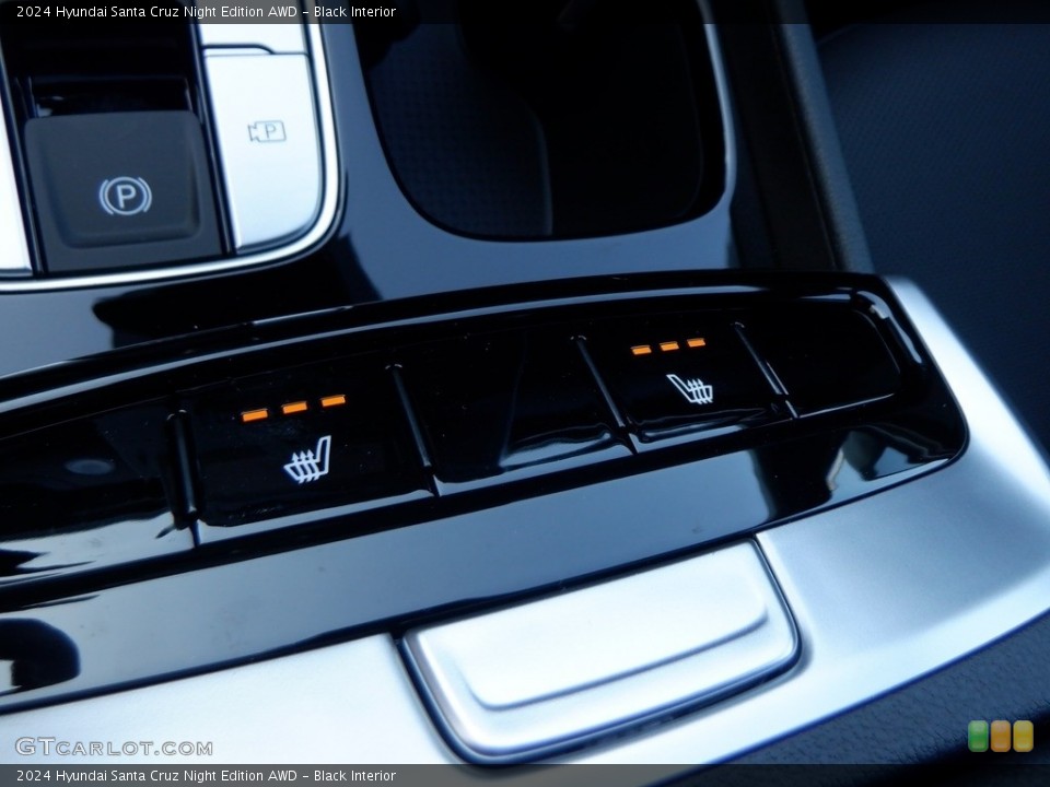 Black Interior Controls for the 2024 Hyundai Santa Cruz Night Edition AWD #146628058