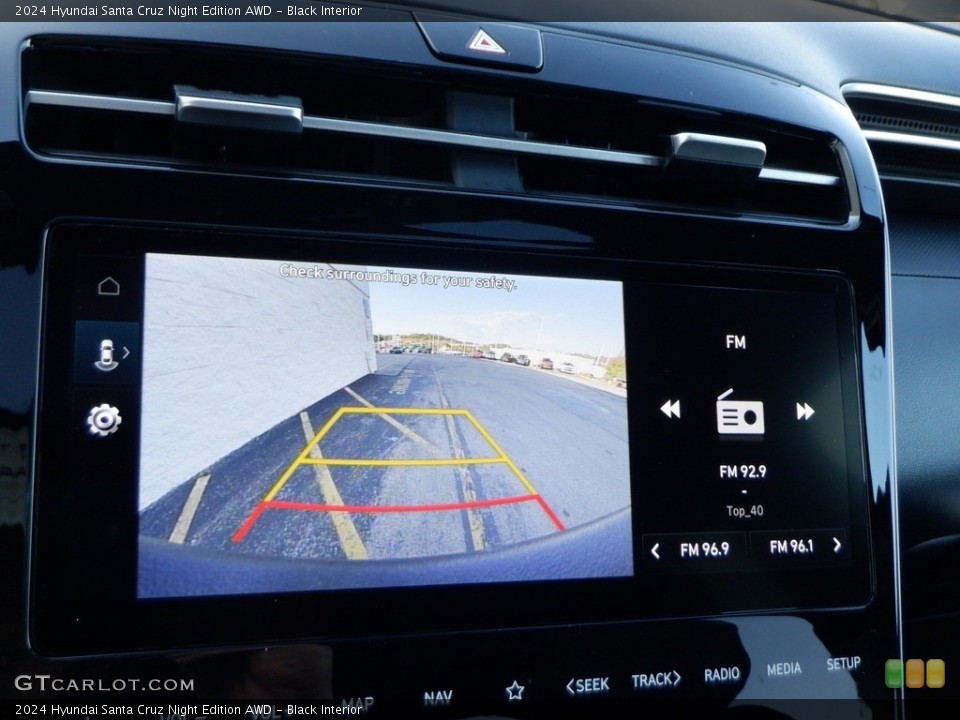 Black Interior Controls for the 2024 Hyundai Santa Cruz Night Edition AWD #146628169