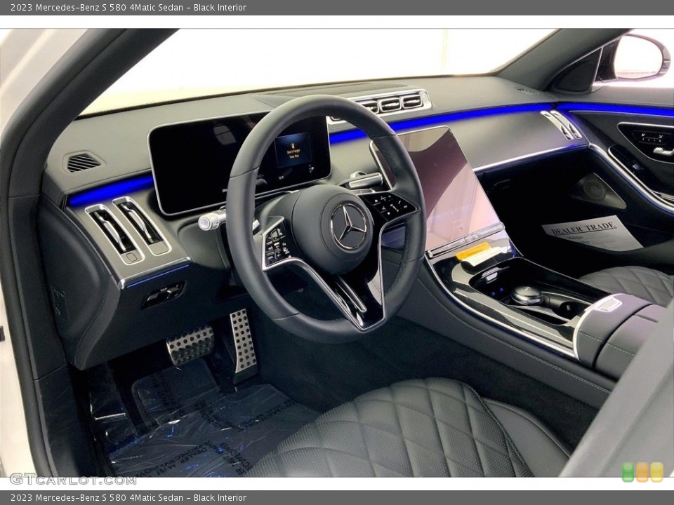 Black Interior Photo for the 2023 Mercedes-Benz S 580 4Matic Sedan #146630203