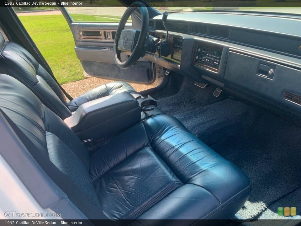 Blue Interior Photo for the 1992 Cadillac DeVille Sedan #146630209