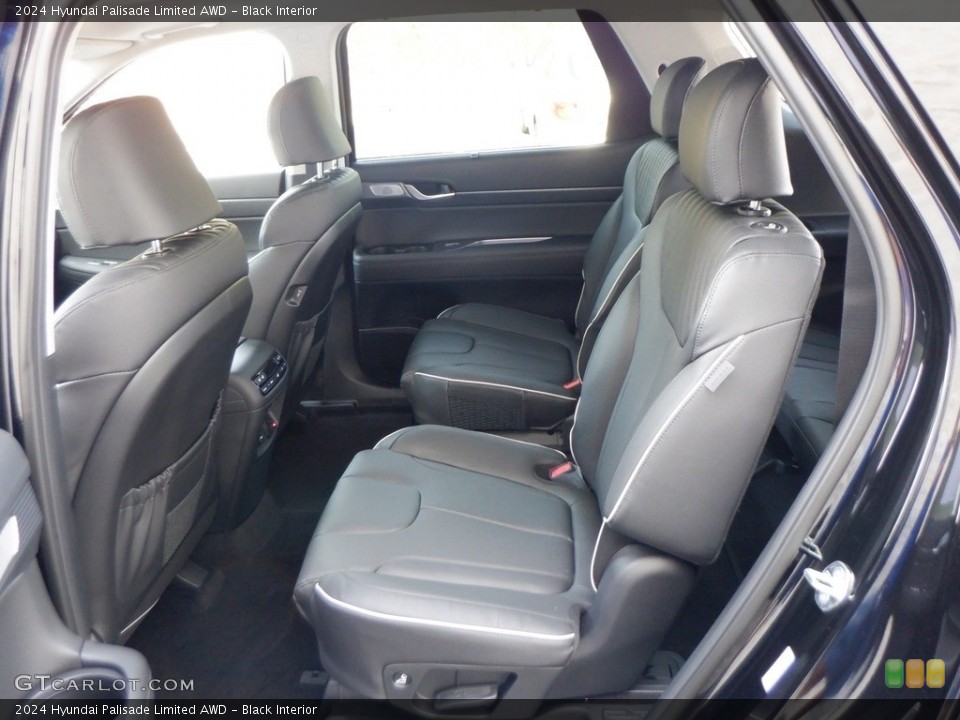 Black Interior Rear Seat for the 2024 Hyundai Palisade Limited AWD #146630341