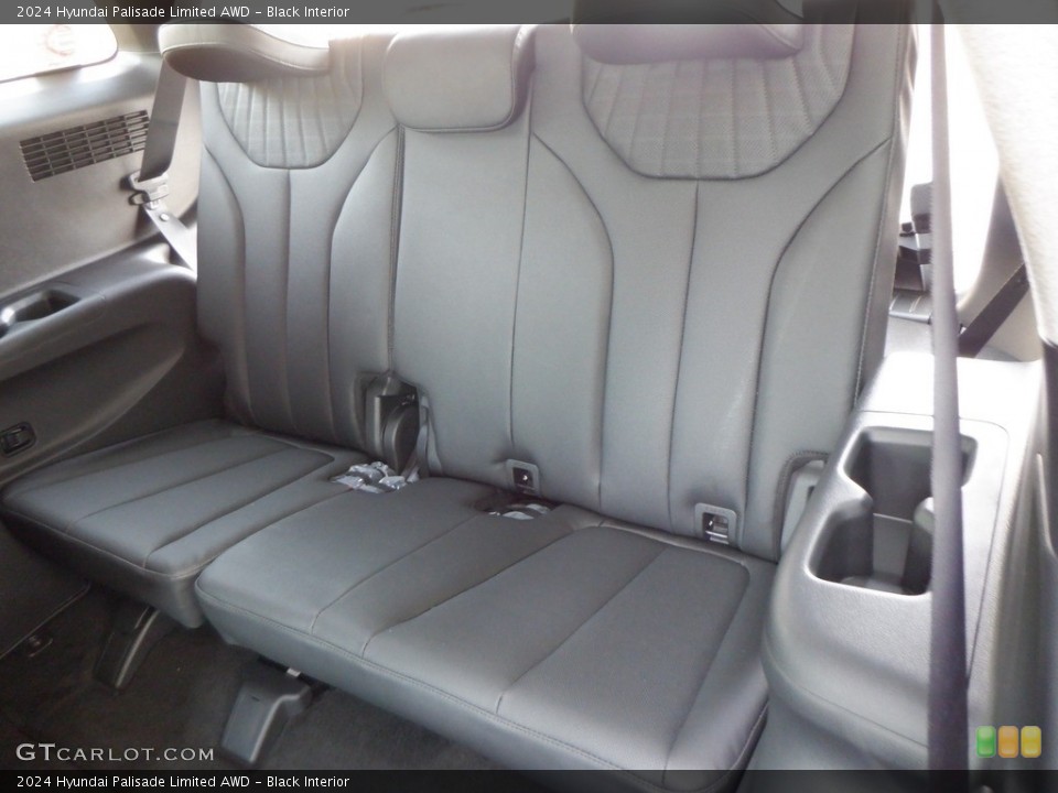 Black Interior Rear Seat for the 2024 Hyundai Palisade Limited AWD #146630377
