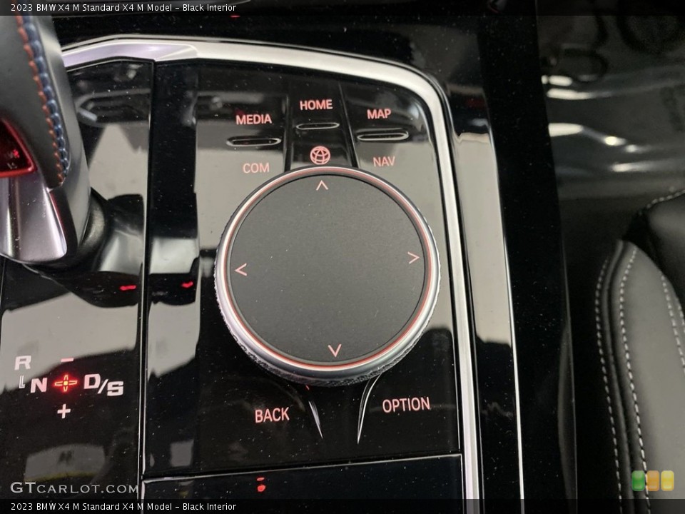 Black Interior Controls for the 2023 BMW X4 M  #146630542
