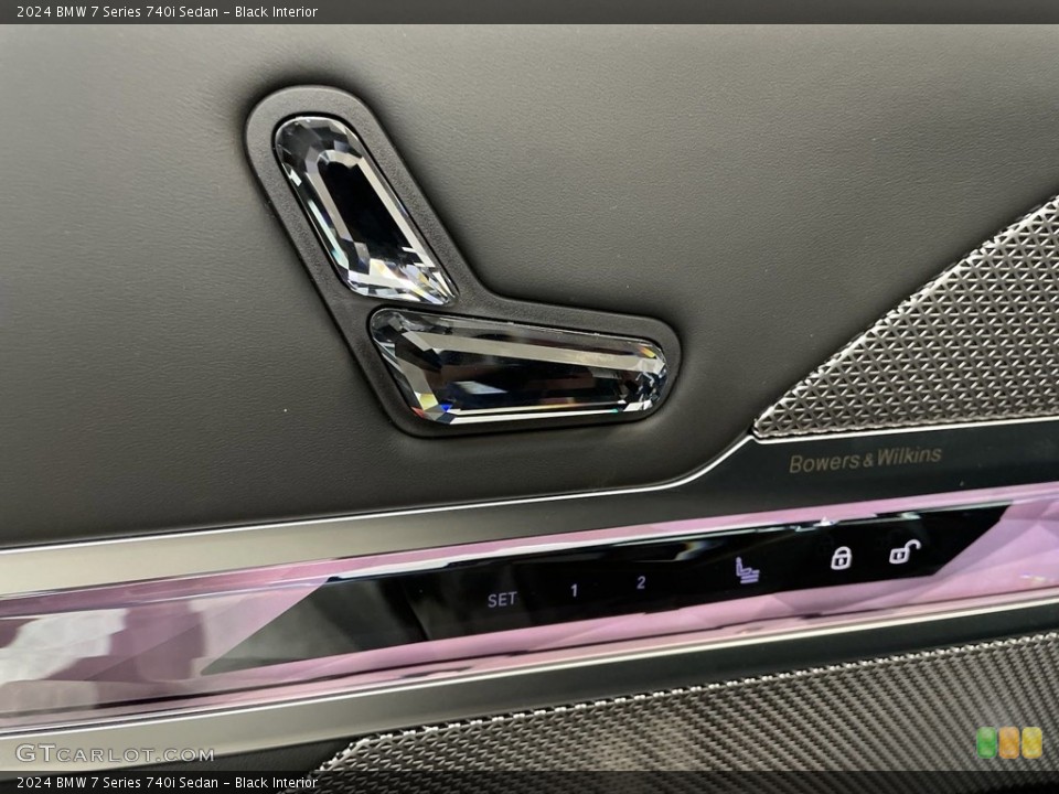 Black Interior Door Panel for the 2024 BMW 7 Series 740i Sedan #146630830