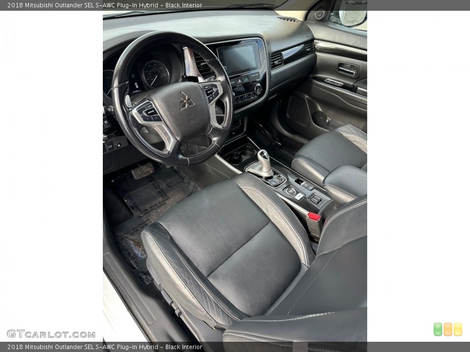 Black Interior Photo for the 2018 Mitsubishi Outlander SEL S-AWC Plug-In Hybrid #146631169
