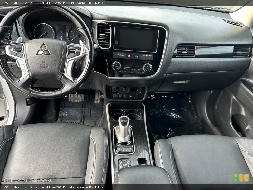 Black Interior Dashboard for the 2018 Mitsubishi Outlander SEL S-AWC Plug-In Hybrid #146631187