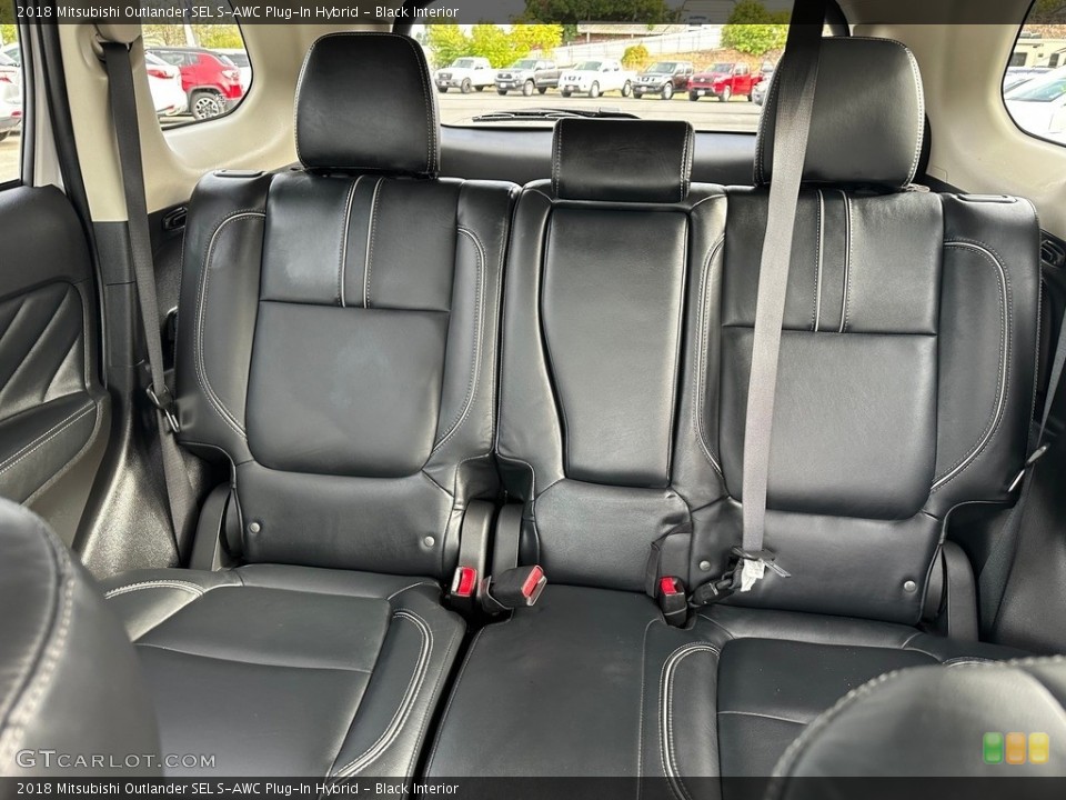 Black Interior Rear Seat for the 2018 Mitsubishi Outlander SEL S-AWC Plug-In Hybrid #146631225