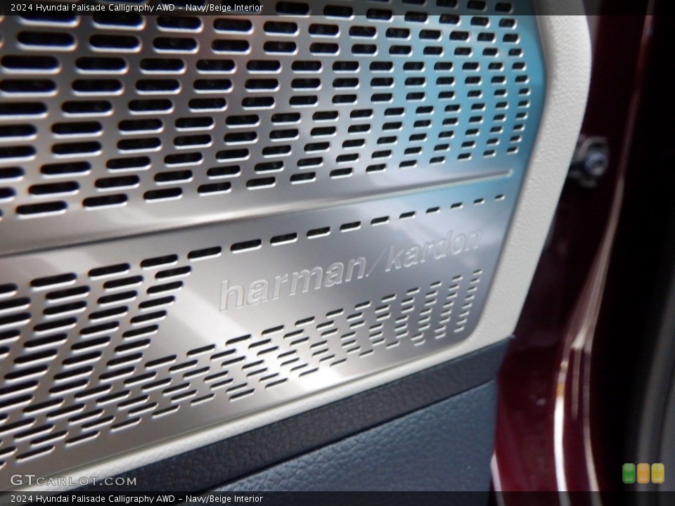 Navy/Beige Interior Audio System for the 2024 Hyundai Palisade Calligraphy AWD #146631370