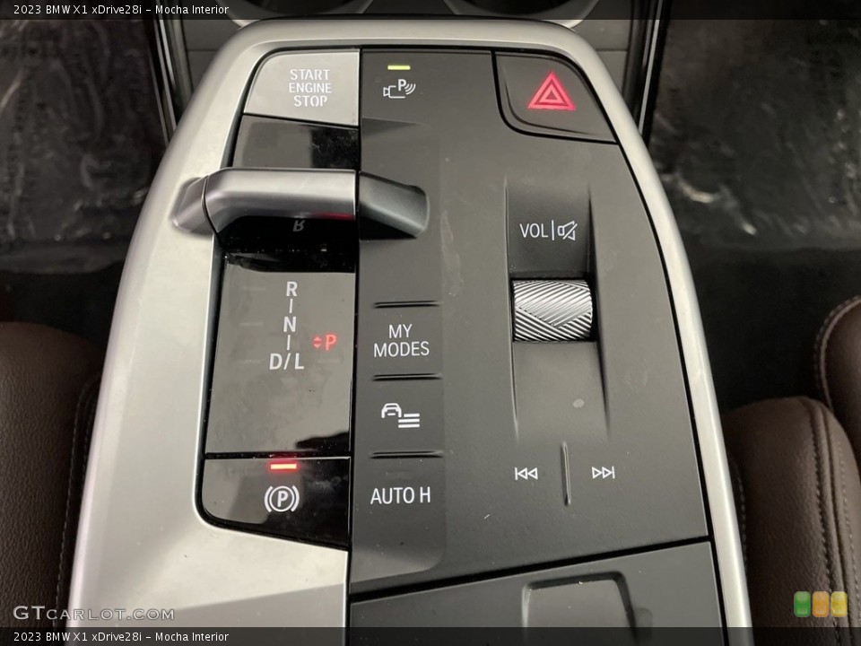 Mocha Interior Transmission for the 2023 BMW X1 xDrive28i #146632732