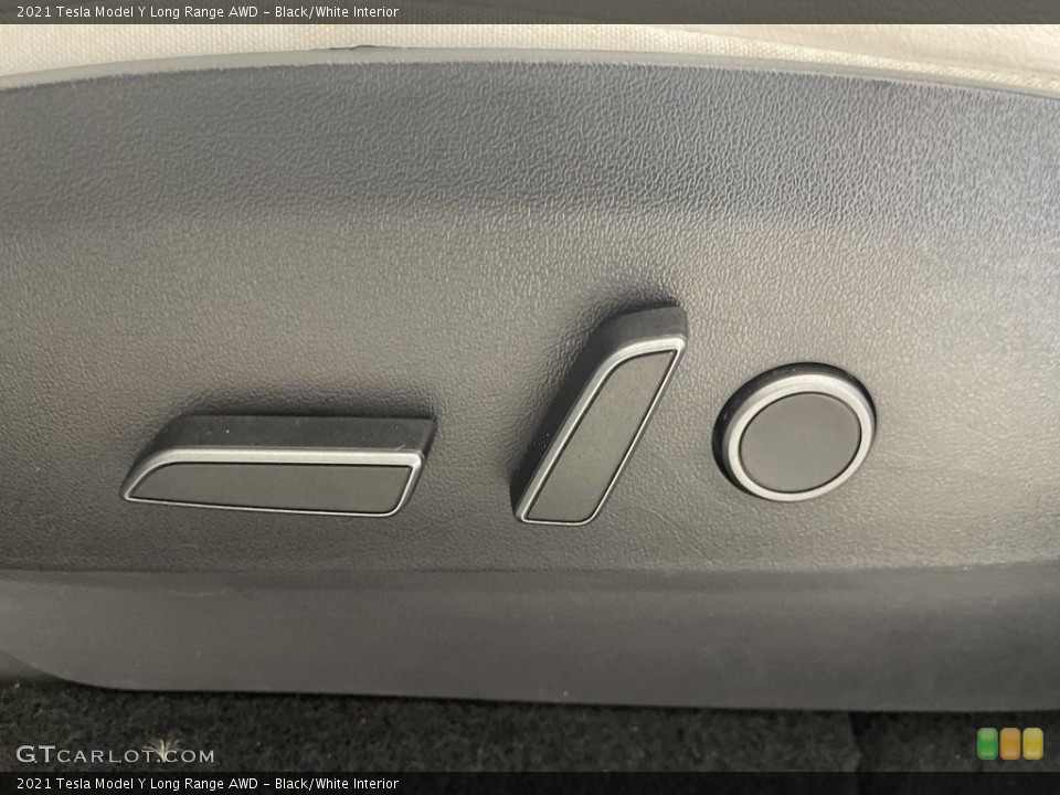 Black/White 2021 Tesla Model Y Interiors
