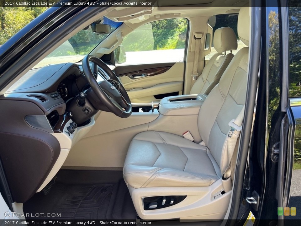 Shale/Cocoa Accents Interior Photo for the 2017 Cadillac Escalade ESV Premium Luxury 4WD #146638354