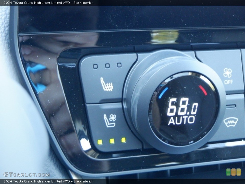 Black Interior Controls for the 2024 Toyota Grand Highlander Limited AWD #146642581