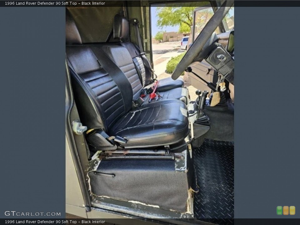 Black Interior Photo for the 1996 Land Rover Defender 90 Soft Top #146645384
