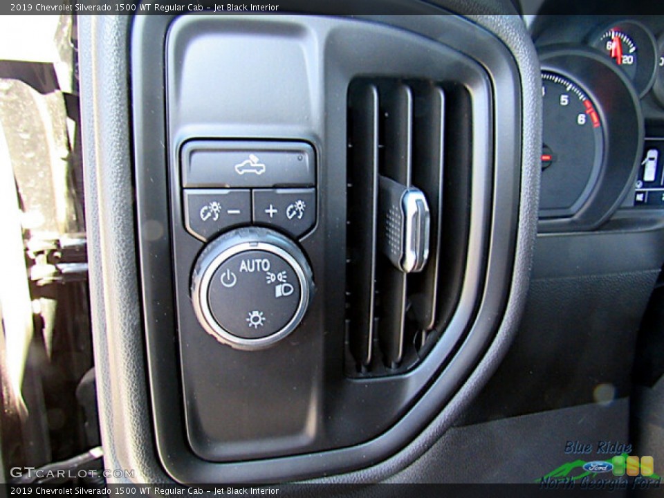 Jet Black Interior Controls for the 2019 Chevrolet Silverado 1500 WT Regular Cab #146648780