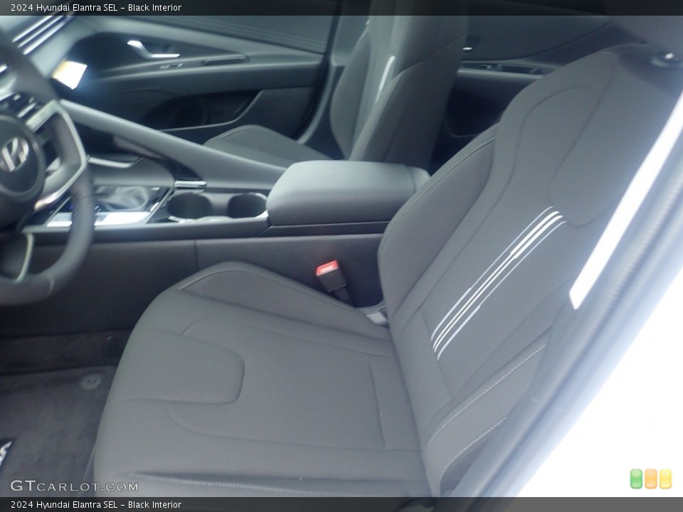 Black Interior Front Seat for the 2024 Hyundai Elantra SEL #146650818