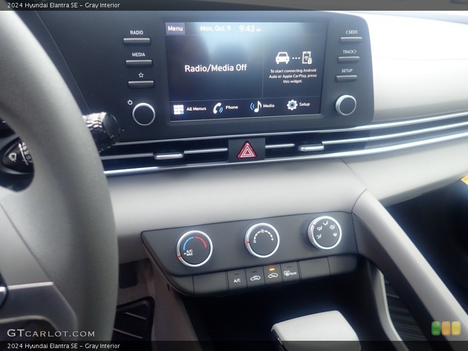 Gray Interior Controls for the 2024 Hyundai Elantra SE #146651475