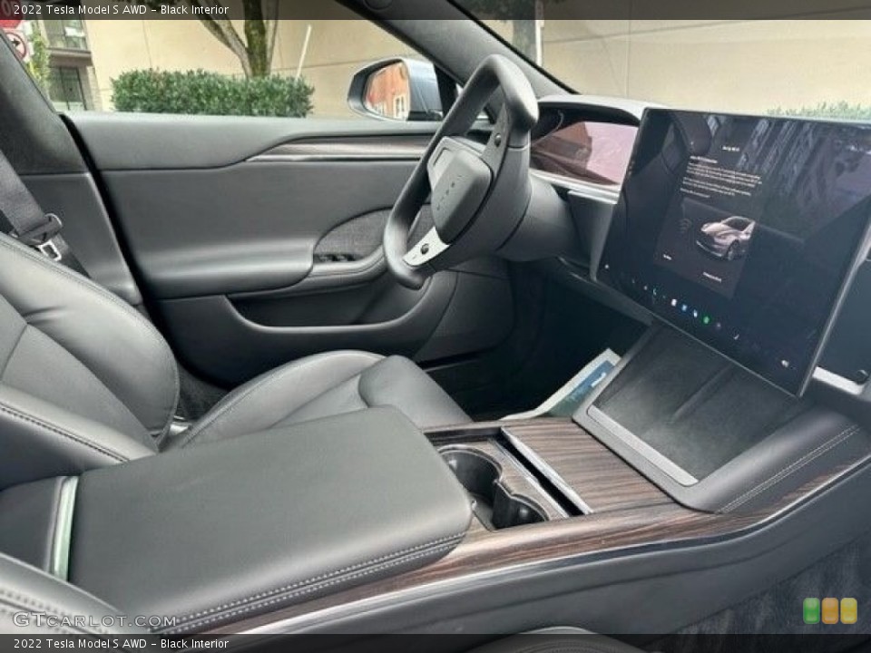 Black 2022 Tesla Model S Interiors