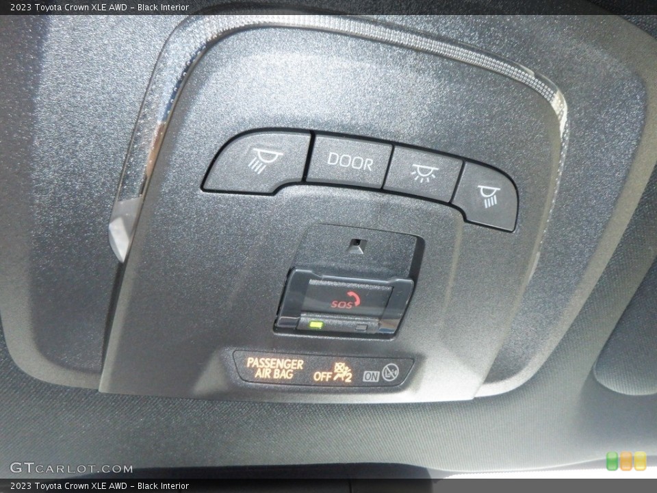 Black Interior Controls for the 2023 Toyota Crown XLE AWD #146658574