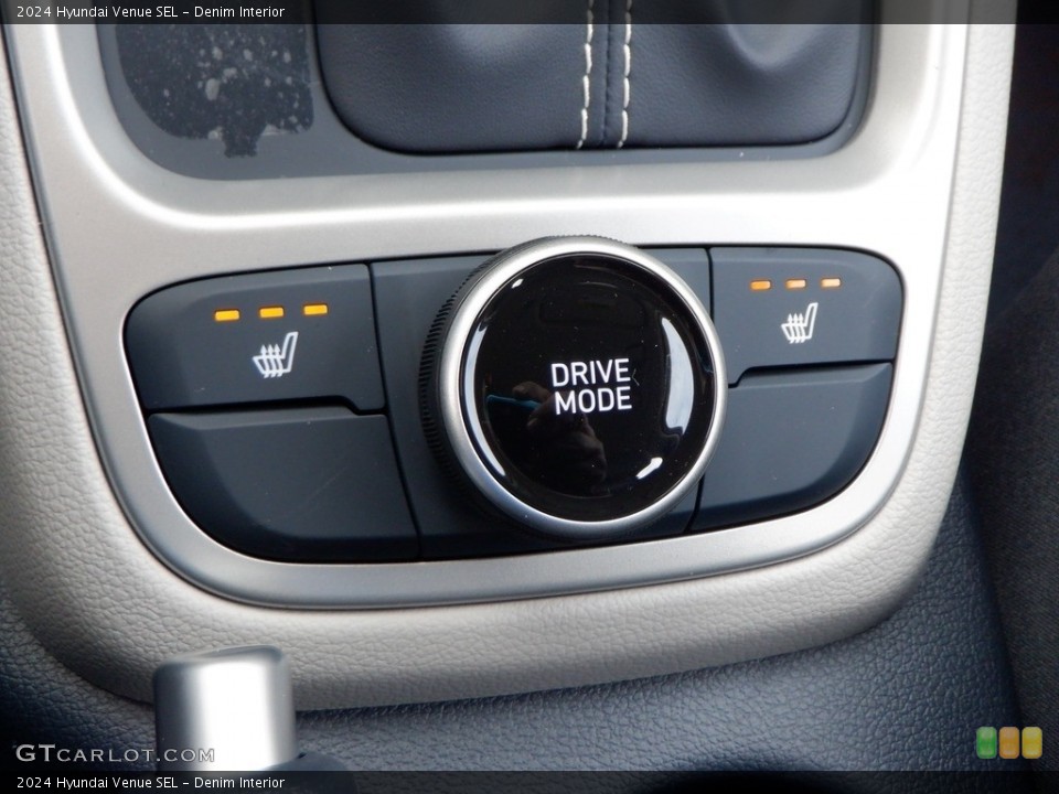 Denim Interior Controls for the 2024 Hyundai Venue SEL #146659554