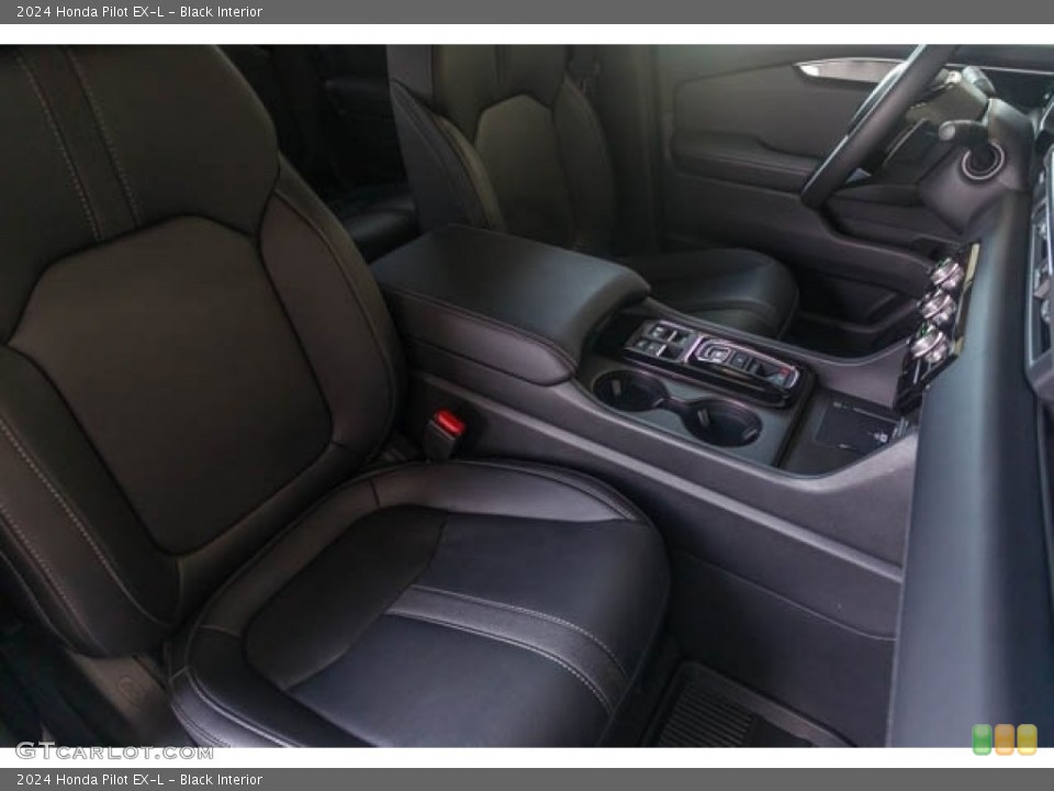 Black Interior Front Seat for the 2024 Honda Pilot EX-L #146659818