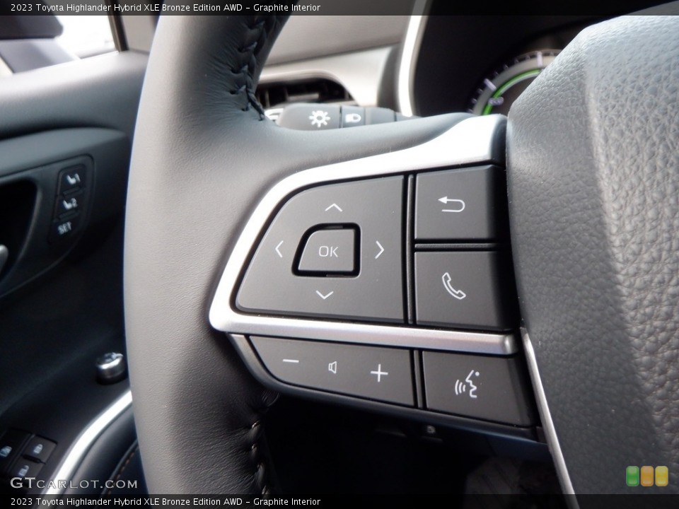 Graphite Interior Steering Wheel for the 2023 Toyota Highlander Hybrid XLE Bronze Edition AWD #146664047