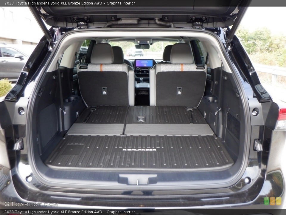 Graphite Interior Trunk for the 2023 Toyota Highlander Hybrid XLE Bronze Edition AWD #146664062