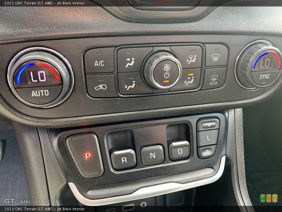 Jet Black Interior Controls for the 2021 GMC Terrain SLT AWD #146667113
