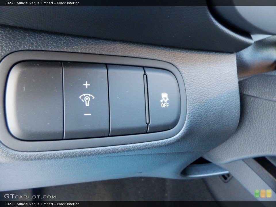 Black Interior Controls for the 2024 Hyundai Venue Limited #146669861