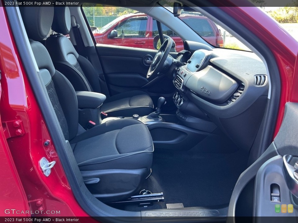 Black 2023 Fiat 500X Interiors