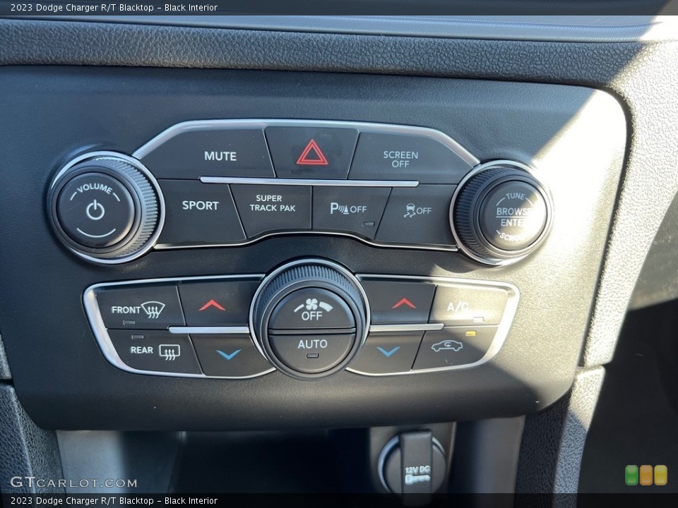 Black Interior Controls for the 2023 Dodge Charger R/T Blacktop #146671838