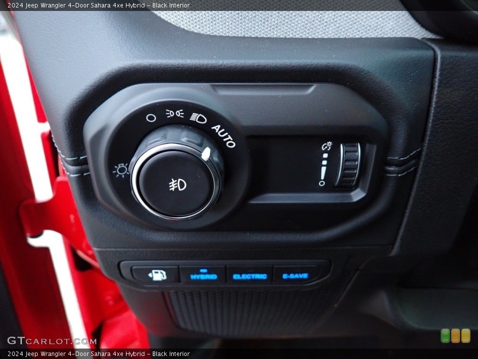 Black Interior Controls for the 2024 Jeep Wrangler 4-Door Sahara 4xe Hybrid #146671877