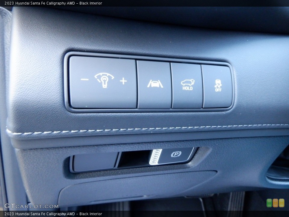 Black Interior Controls for the 2023 Hyundai Santa Fe Calligraphy AWD #146673398