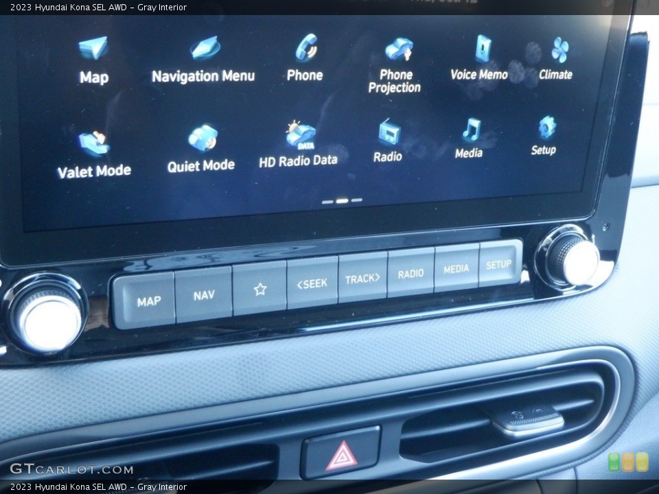 Gray Interior Controls for the 2023 Hyundai Kona SEL AWD #146675189