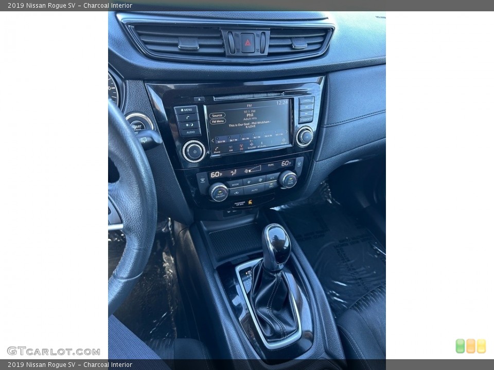 Charcoal Interior Controls for the 2019 Nissan Rogue SV #146676708