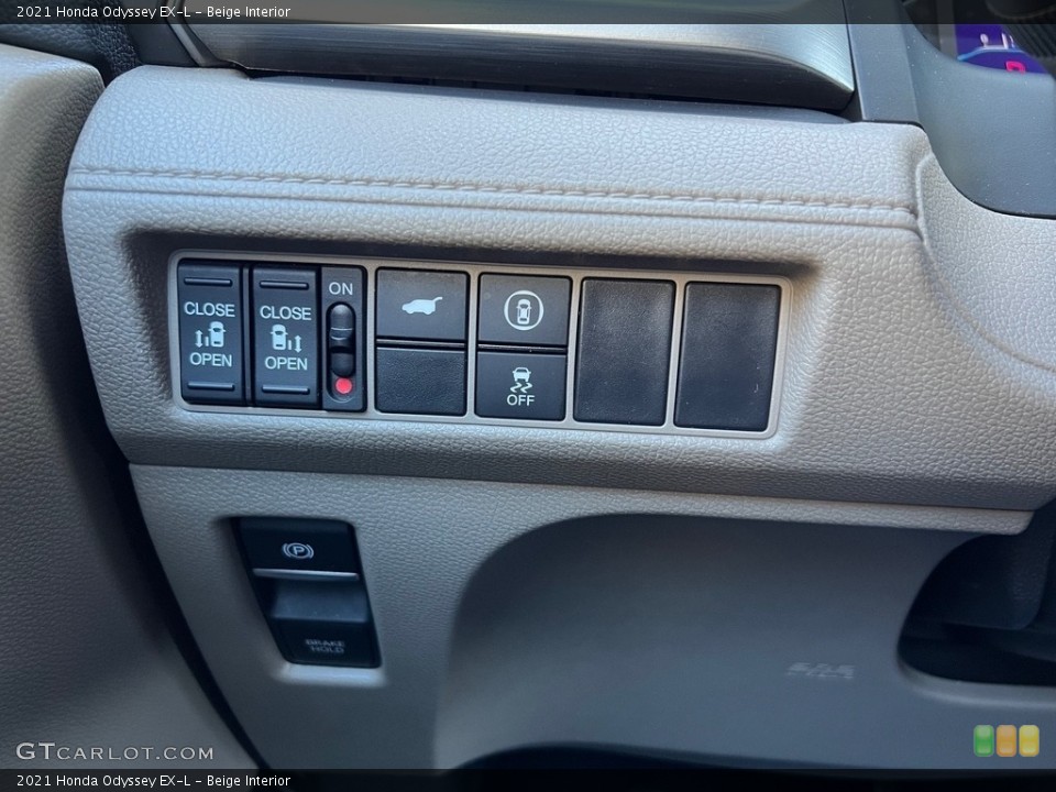 Beige Interior Controls for the 2021 Honda Odyssey EX-L #146677407