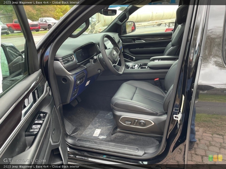 Global Black Interior Photo for the 2023 Jeep Wagoneer L Base 4x4 #146678676